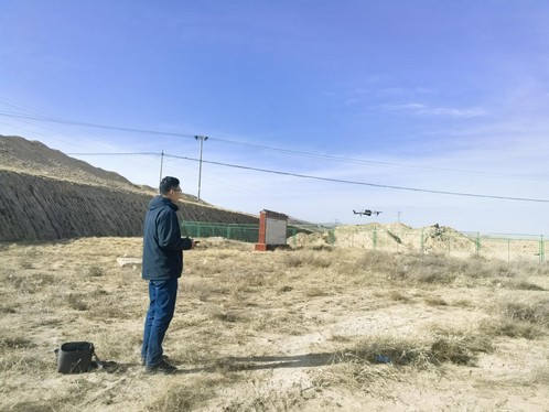 守护黄河动脉 筑牢生态屏障——bevictor伟德官网集团启动海原县垃圾填埋场情形视察评估项目